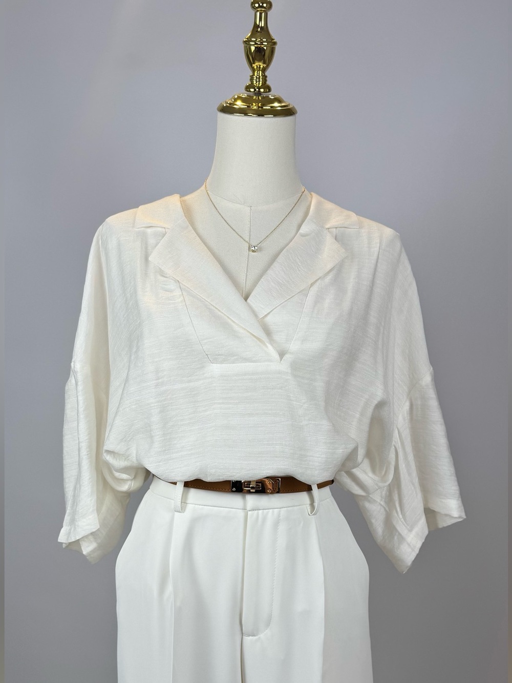 Express White Oversized Boxy Collared V Neck Blouse Top XL NWT